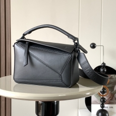 Loewe Puzzle Bags